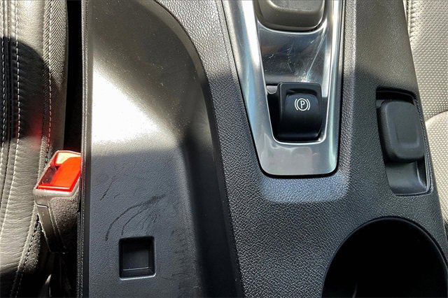 Used 2021 Chevrolet Camaro LT w/ RS Package image 14