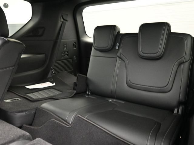 New 2025 Nissan Armada PRO-4X w/ Pro-4X Premium Package AWD/4WD image 9