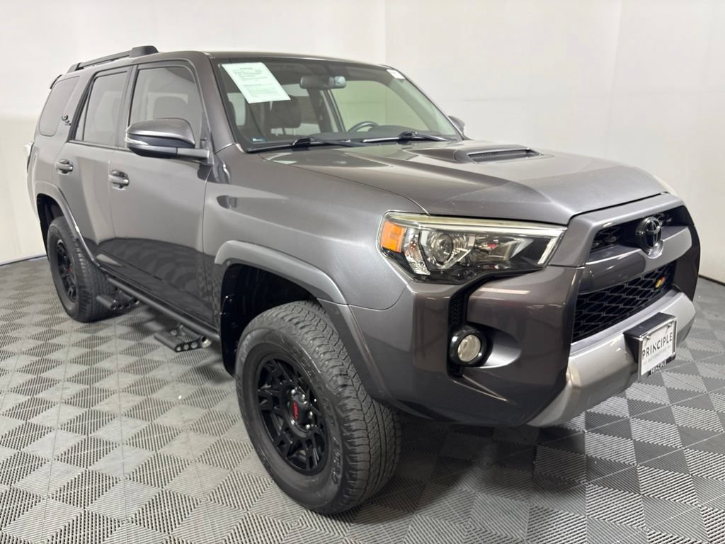 Used 2019 Toyota 4Runner TRD Off-Road Premium AWD/4WD image 4