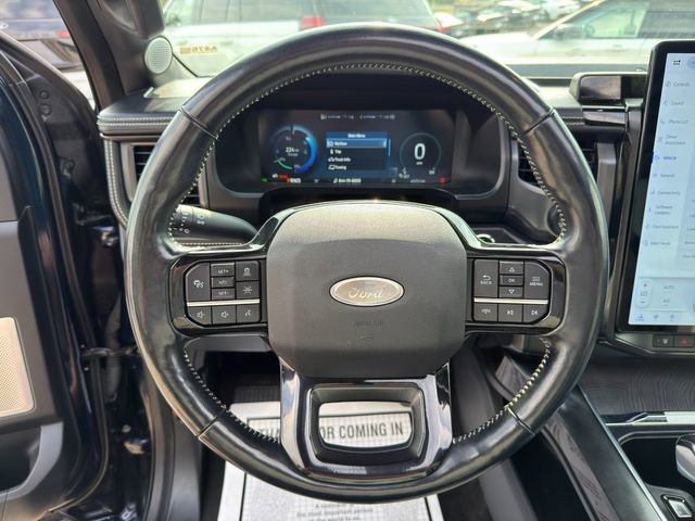 Used 2023 Ford F150 Lightning Platinum image 41