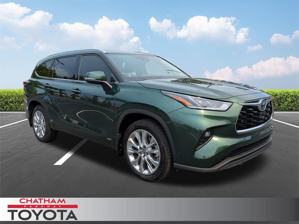 Used 2024 Toyota Highlander Limited
