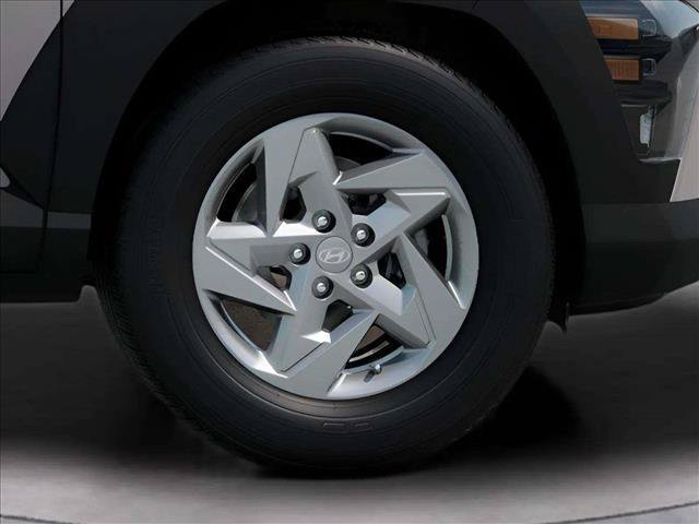 Used 2026 Hyundai Kona SE FWD image 15