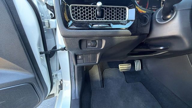 Used 2025 Honda Civic Sport image 29