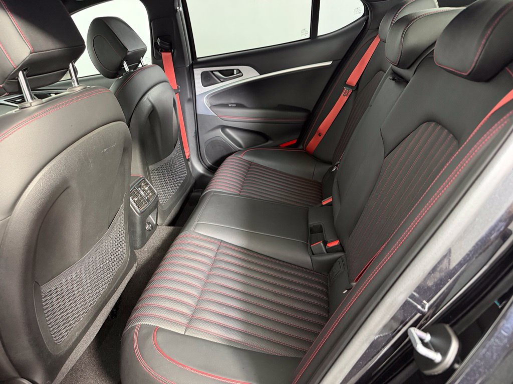 Used 2023 Genesis G70 2.0T w/ Sport Prestige Package RWD image 17