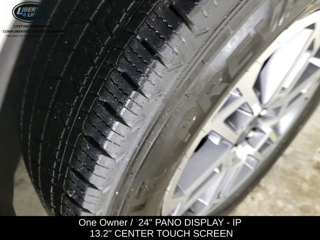 Used 2025 Ford Expedition Active image 11