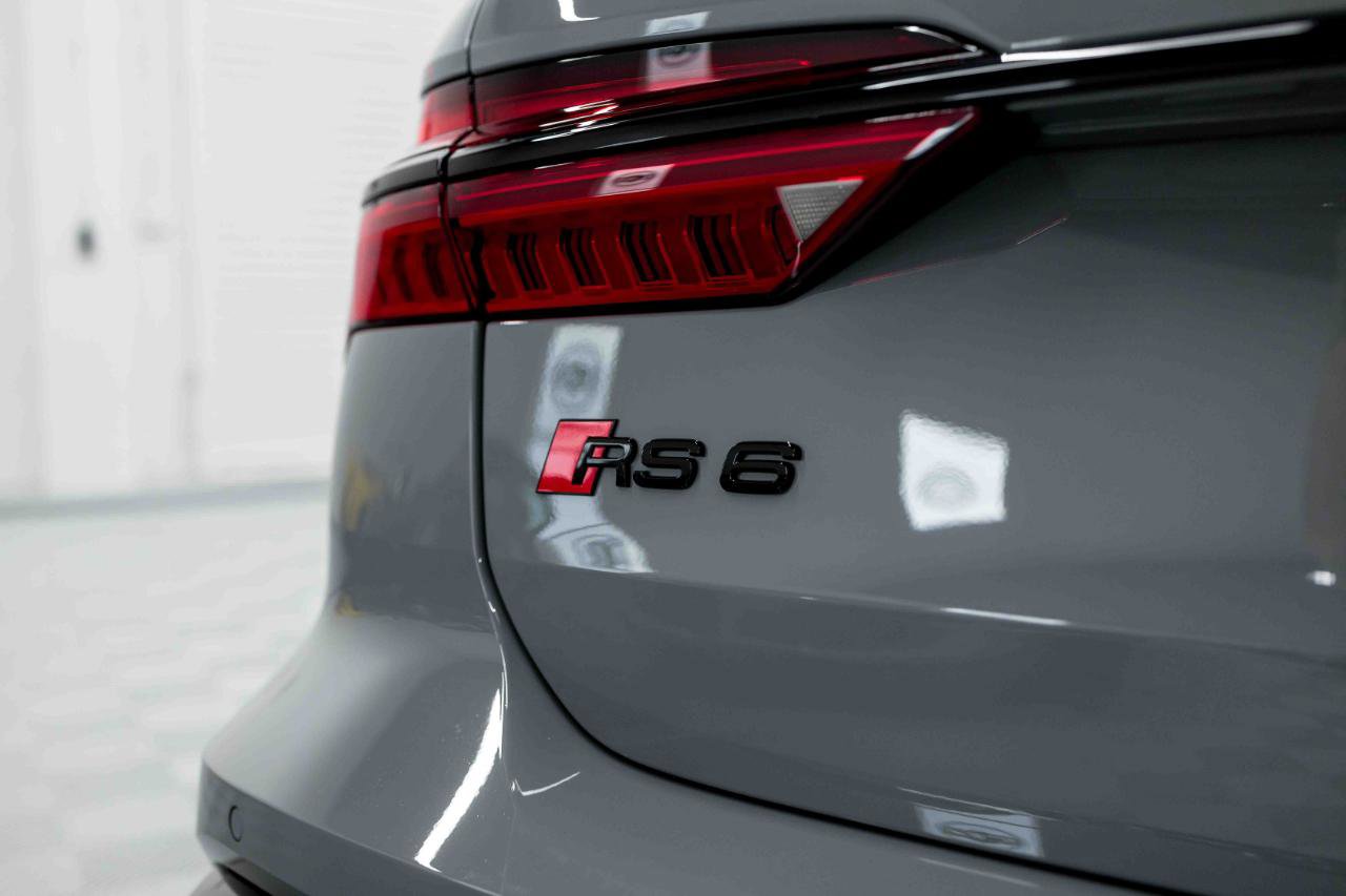 Used 2025 Audi RS 6 performance AWD/4WD image 24