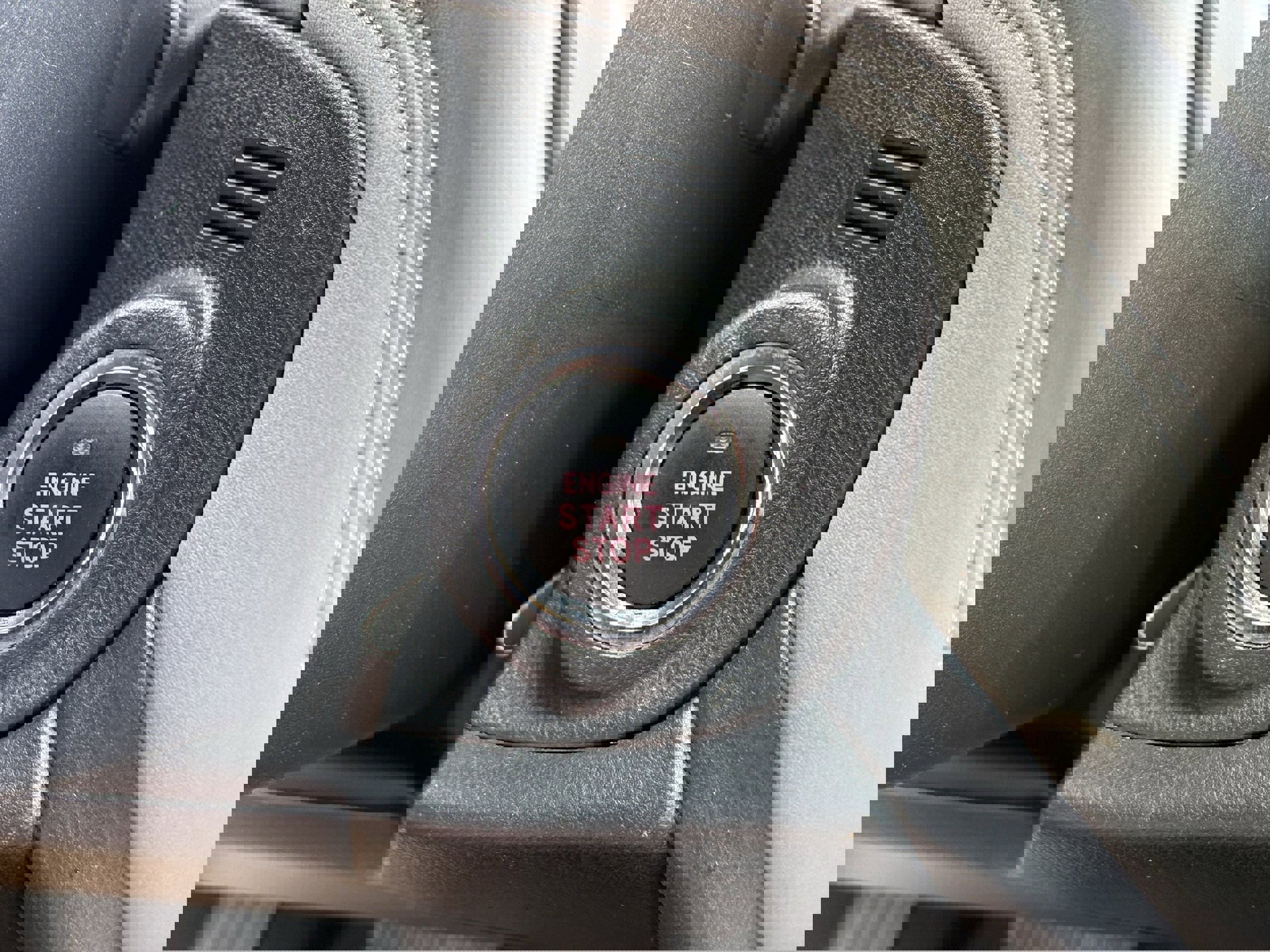 Used 2021 Subaru Outback Premium image 13