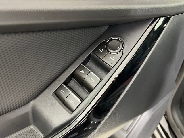 New 2026 Chevrolet Equinox RS w/ Convenience Package III FWD image 11