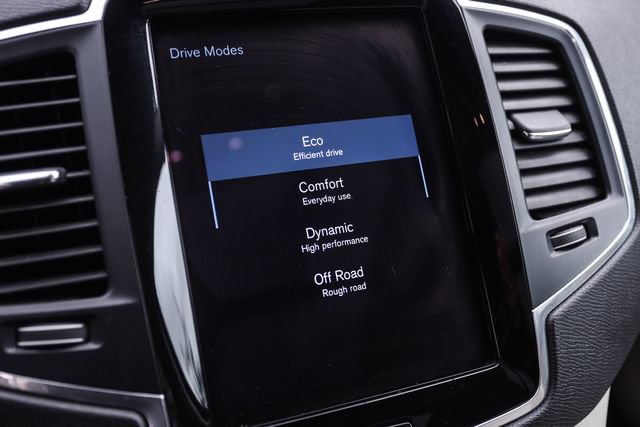 Used 2020 Volvo XC90 T6 Momentum w/ Protection Package Premier AWD/4WD image 41