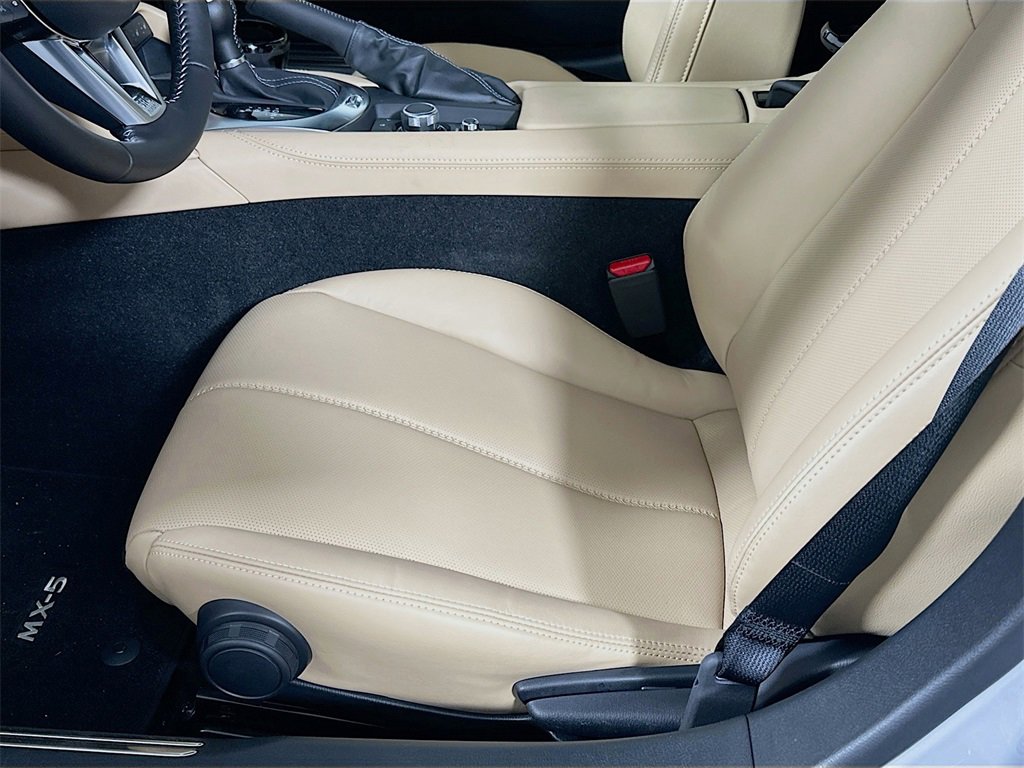 New 2025 MAZDA MX-5 Miata RF Grand Touring w/ Appearance Package image 20