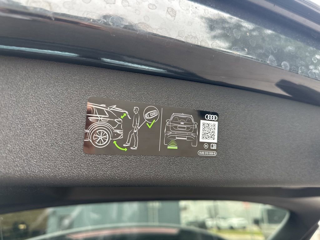 Used 2025 Audi Q5 Premium Plus w/ Premium Plus image 32