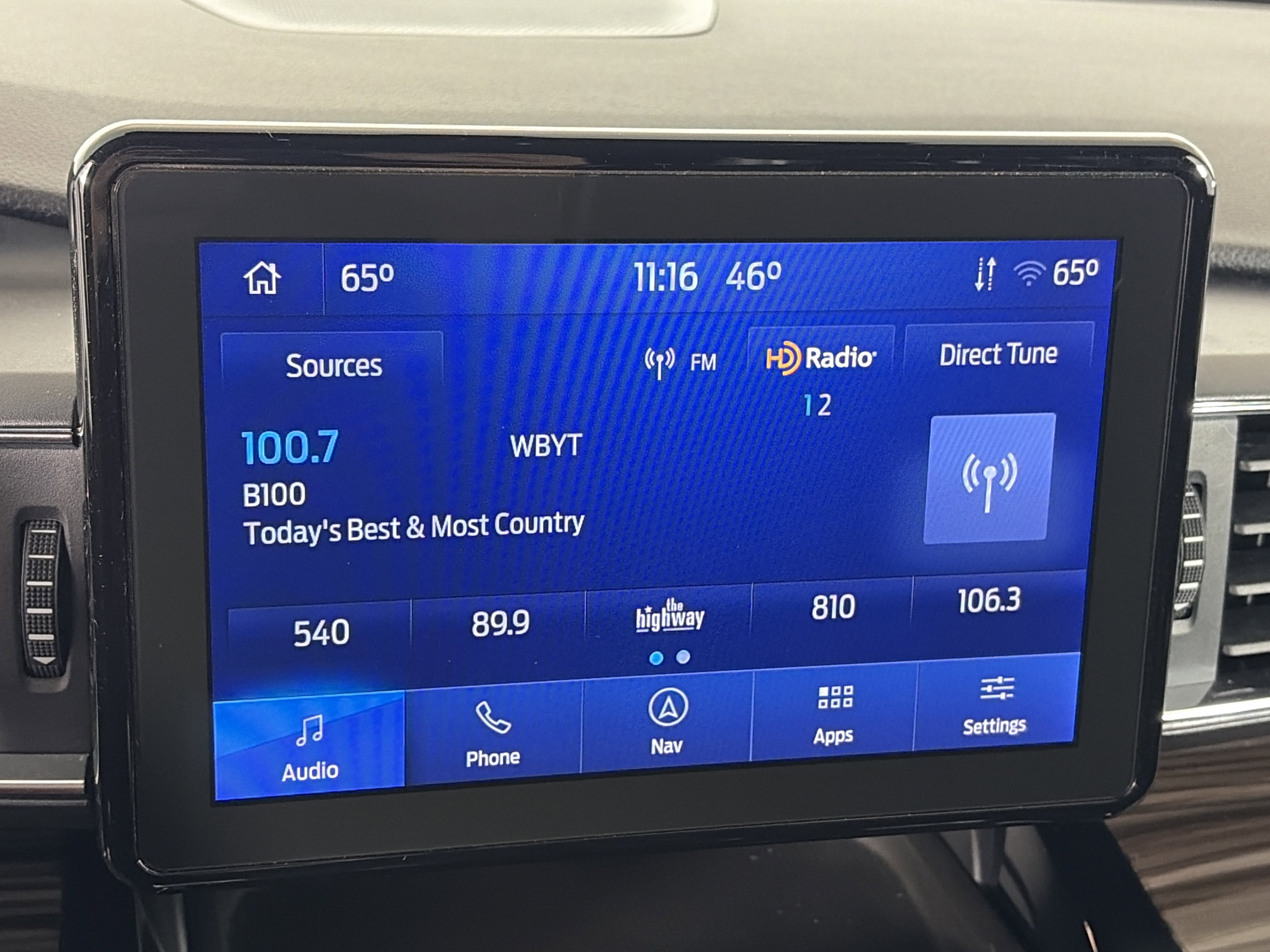 Used 2022 Ford Explorer Limited image 21