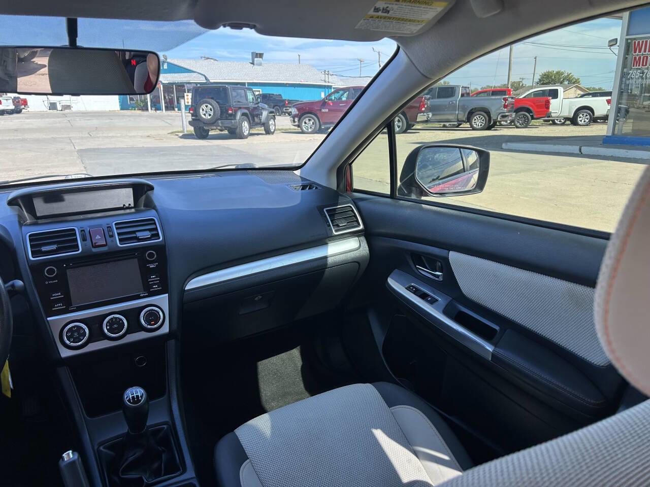 Used 2017 Subaru Crosstrek 2.0i Premium image 19