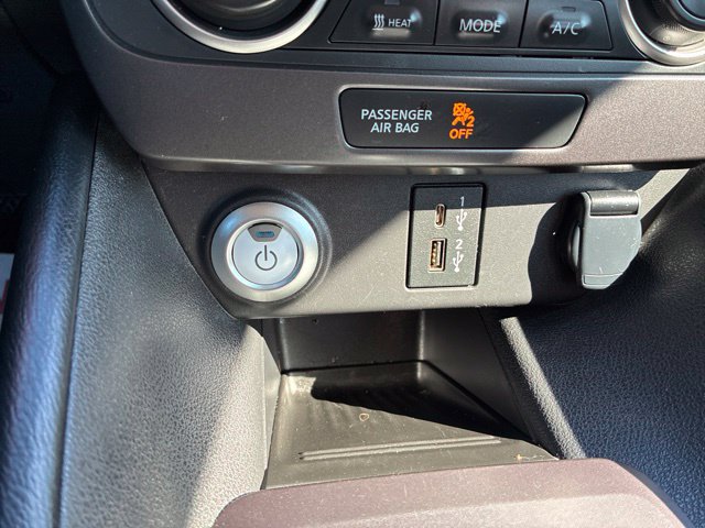 Used 2025 Nissan Leaf S FWD image 32