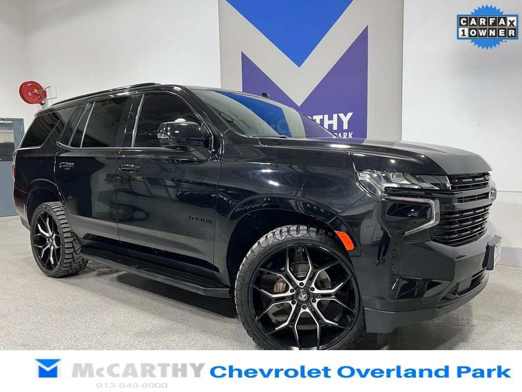 Used 2023 Chevrolet Tahoe RST w/ Luxury Package image 2