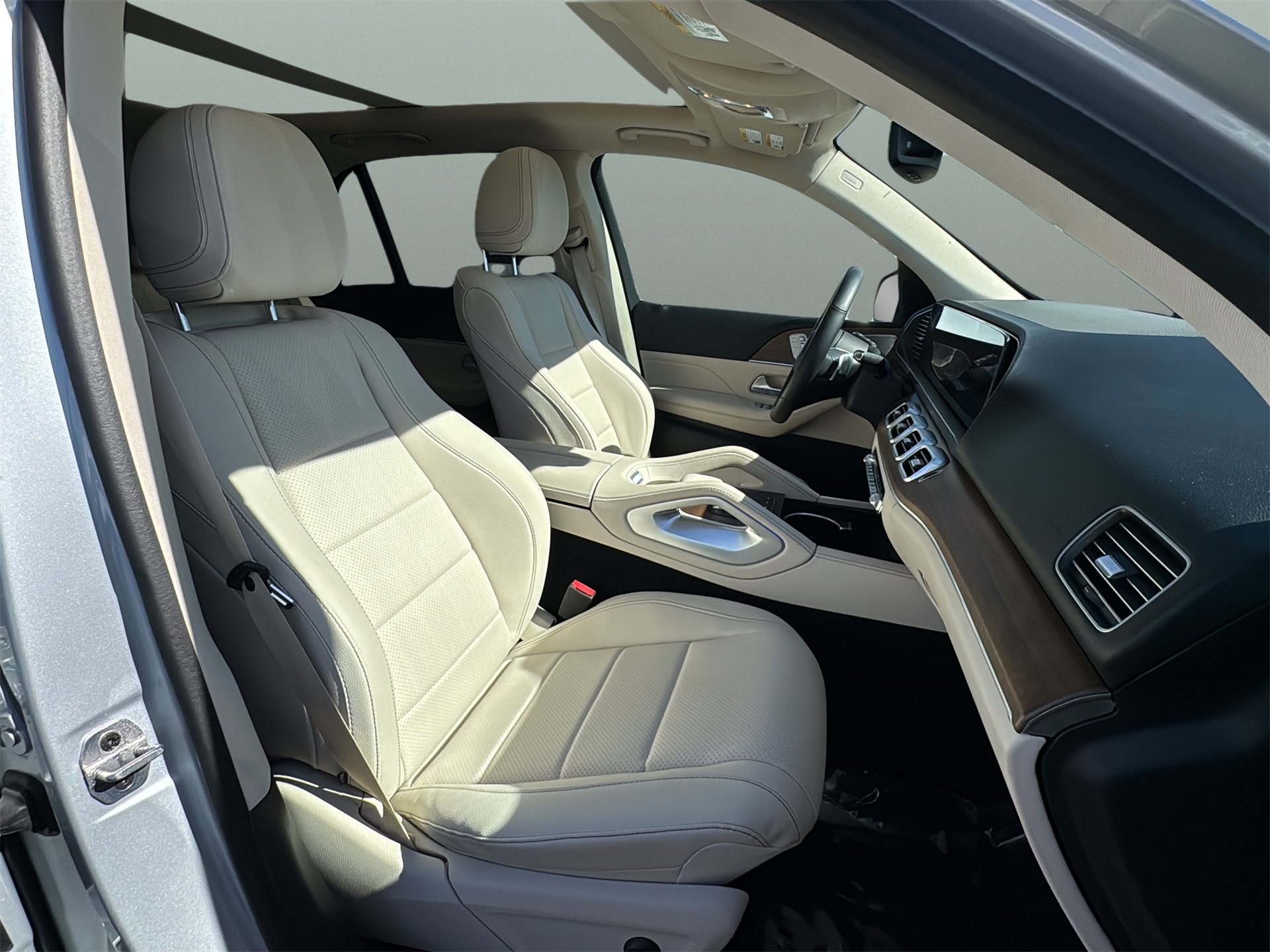 Certified 2024 Mercedes-Benz GLE 450 4MATIC image 26