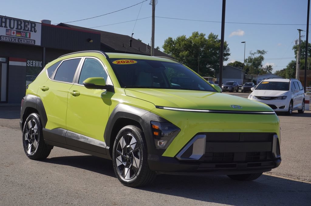 Used 2025 Hyundai Kona SEL FWD image 9