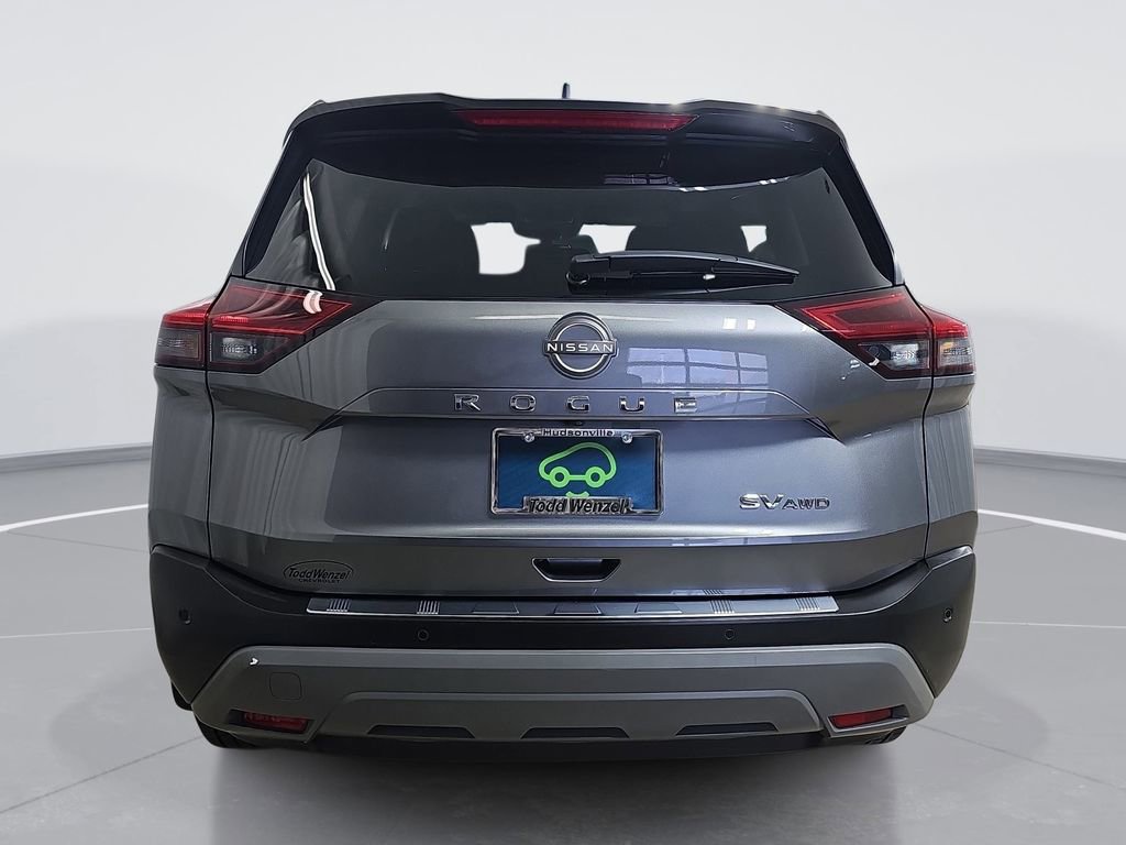 Used 2023 Nissan Rogue SV image 5