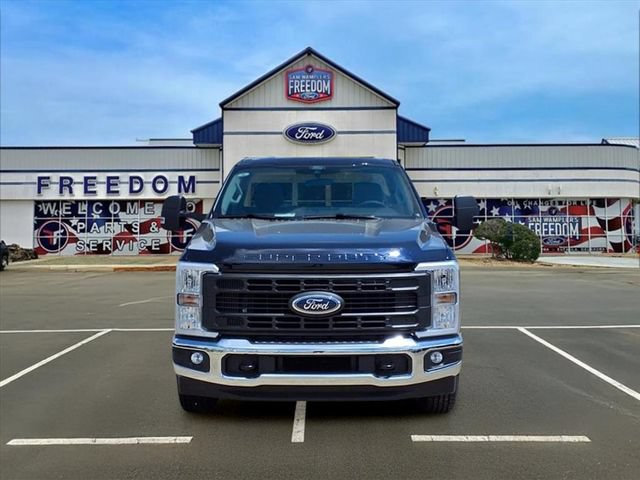 New 2025 Ford F250 XL w/ 360-Degree Camera Package RWD image 2