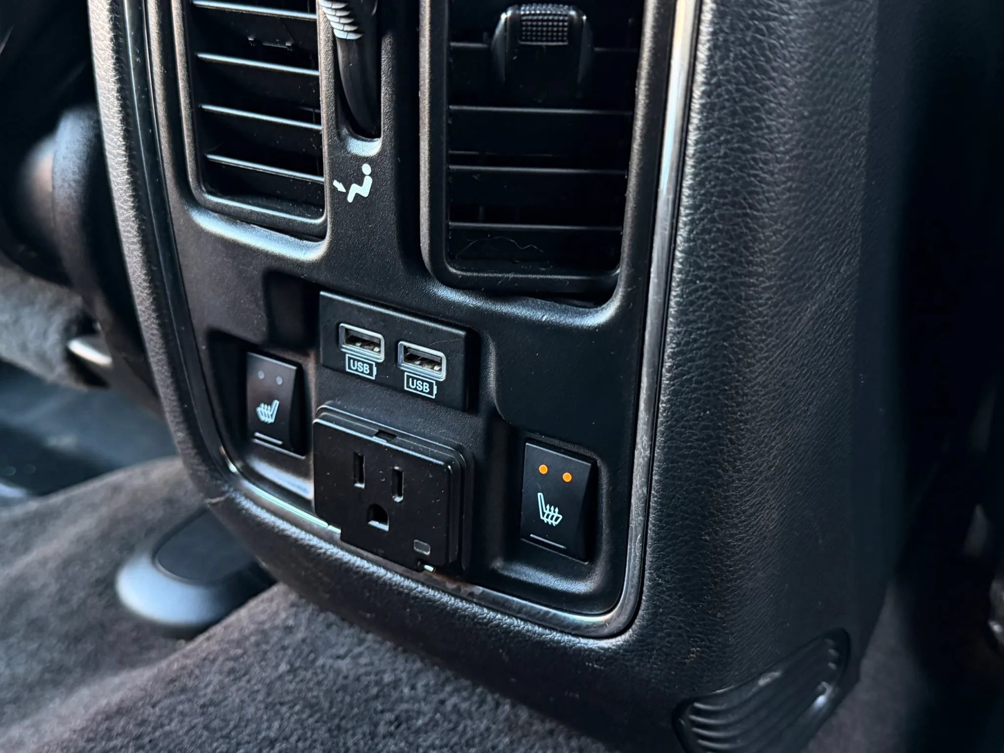 Used 2018 Jeep Grand Cherokee Trailhawk AWD/4WD image 13
