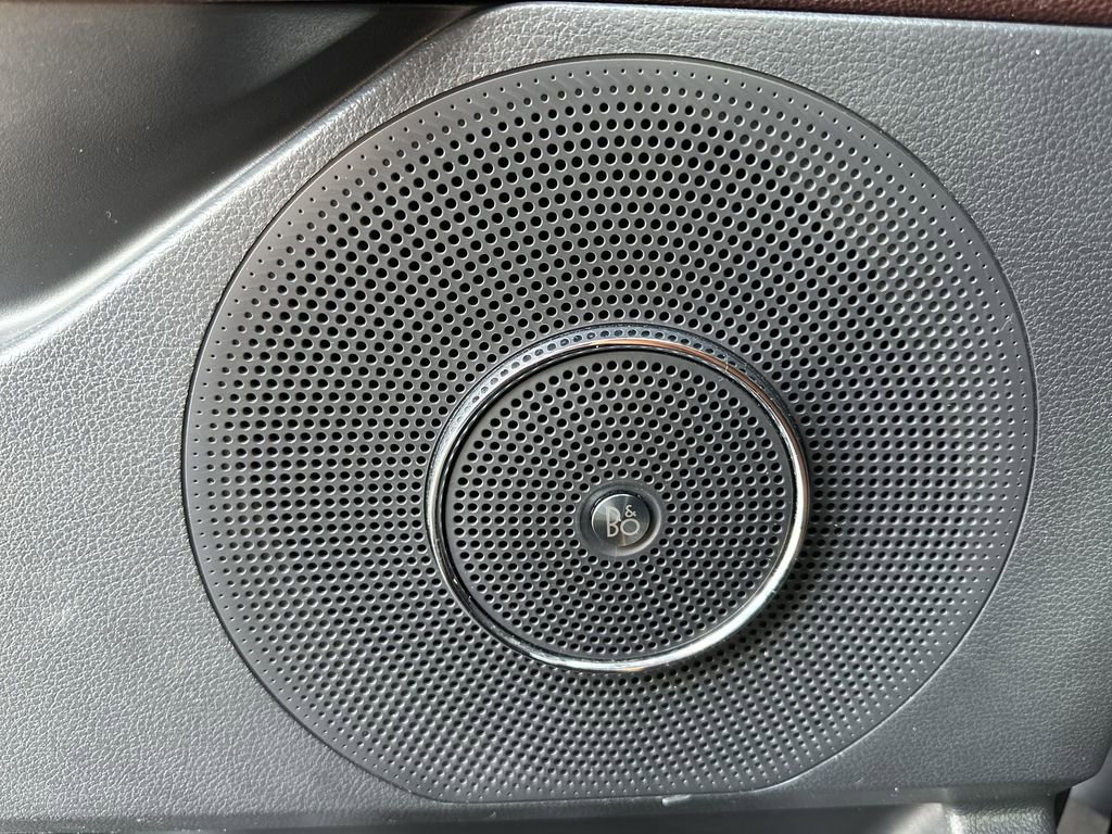 Used 2024 Ford Expedition Limited image 34