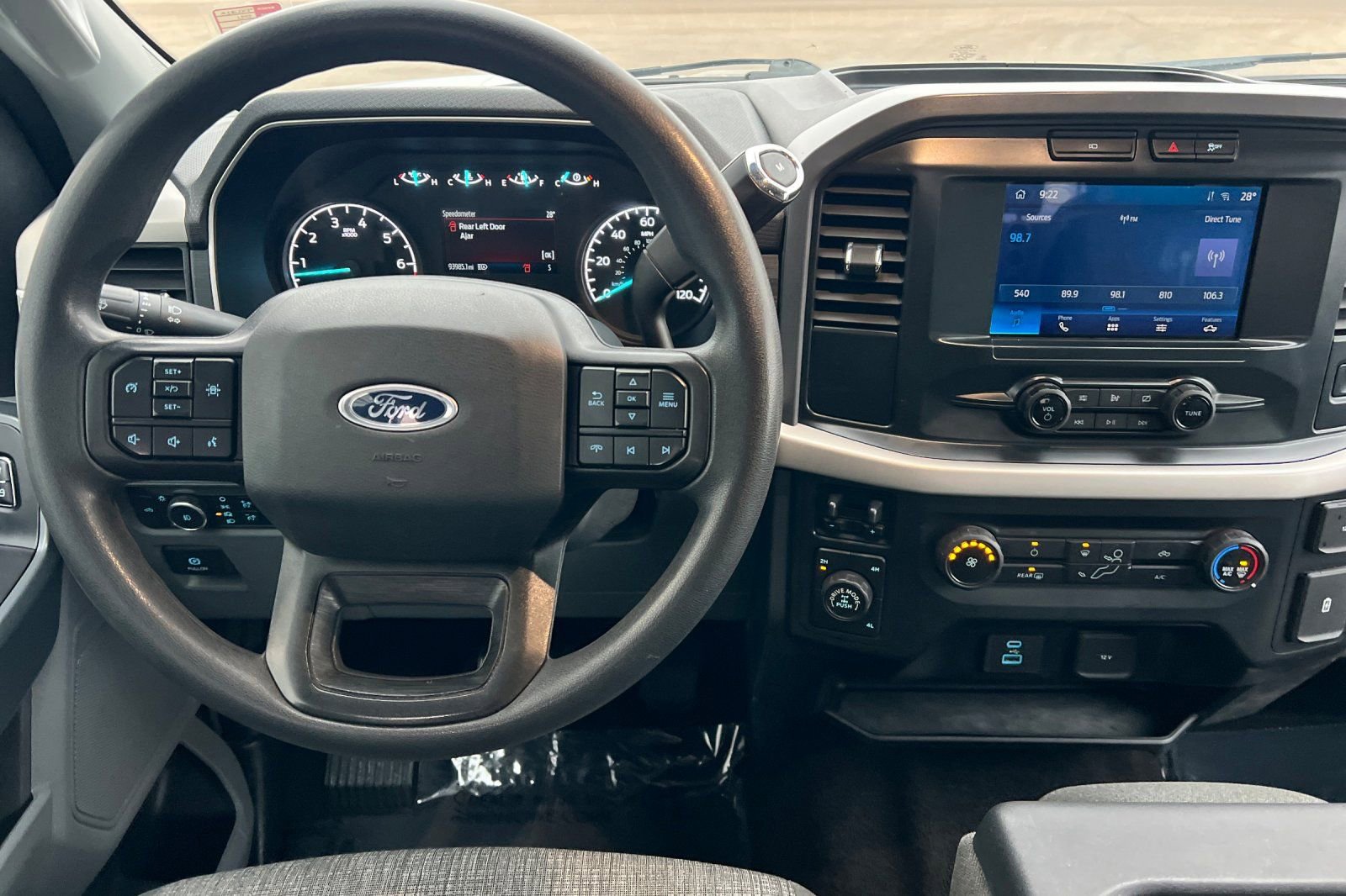 Used 2021 Ford F150 XLT image 15