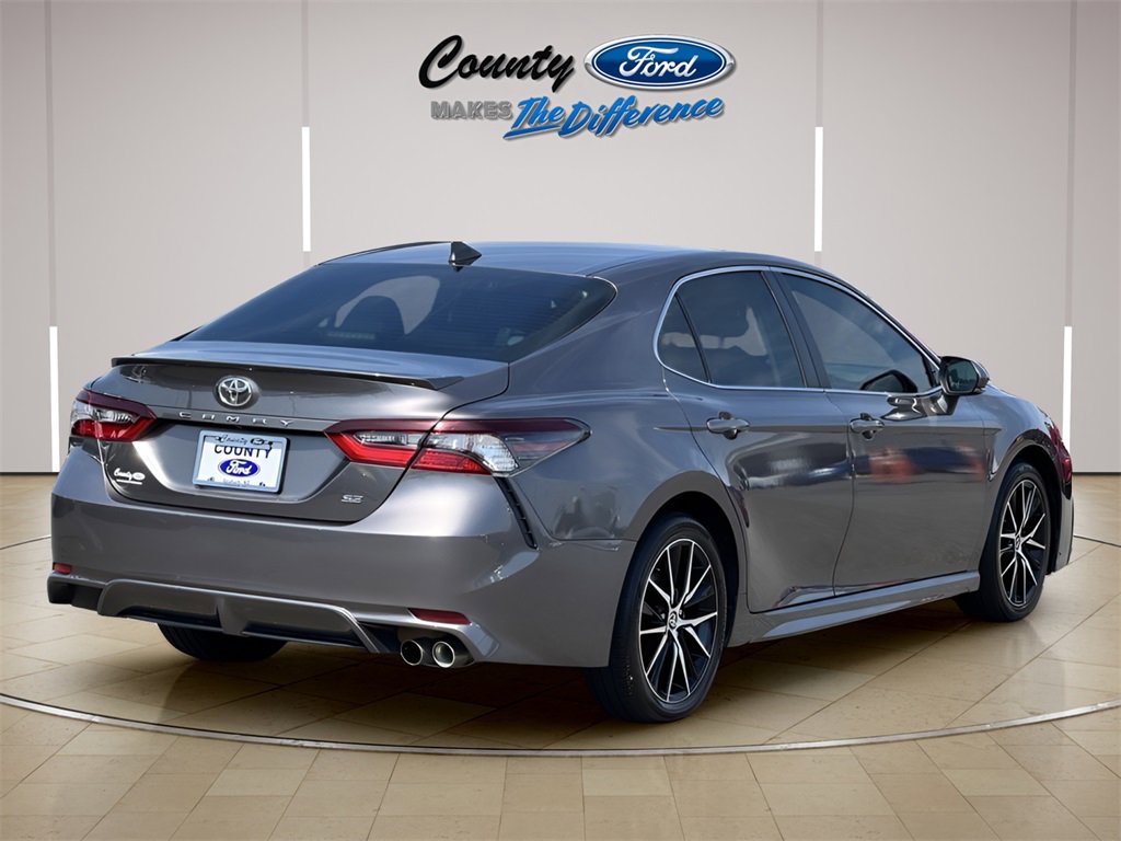 Used 2024 Toyota Camry SE image 21