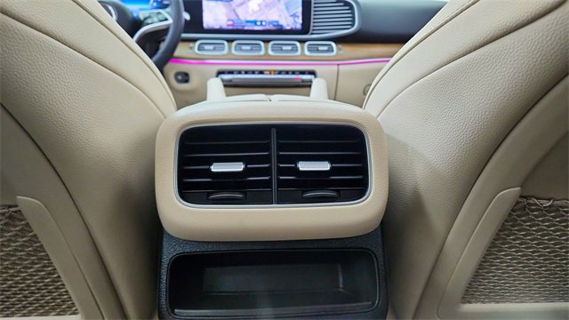 Used 2025 Mercedes-Benz GLE 350 4MATIC w/ AMG Line Exterior image 54