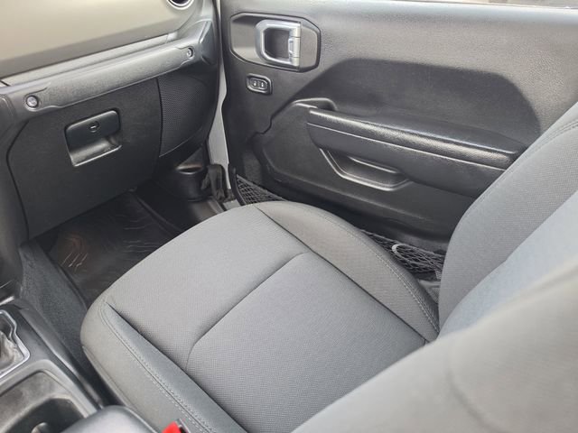 Used 2022 Jeep Gladiator Sport AWD/4WD image 19