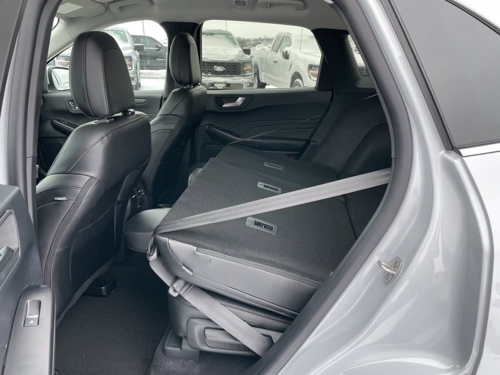 New 2026 Ford Escape SE image 57