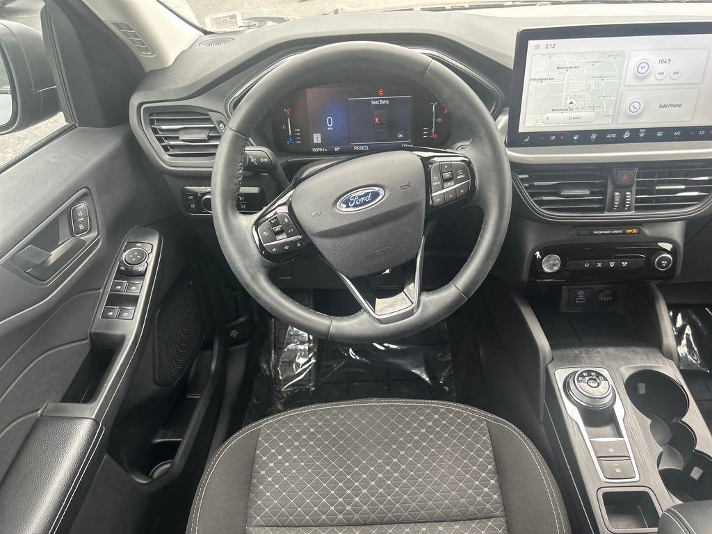 Used 2023 Ford Escape Active w/ Tech Pack #1 AWD/4WD image 16