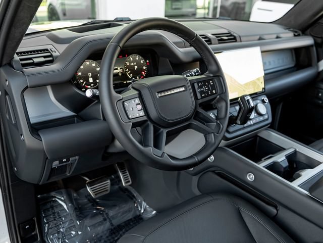 Certified 2026 Land Rover Defender 110 X AWD/4WD image 17