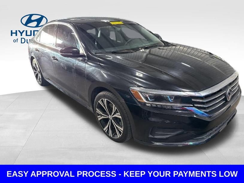 Used 2021 Volkswagen Passat 2.0T SE image 2