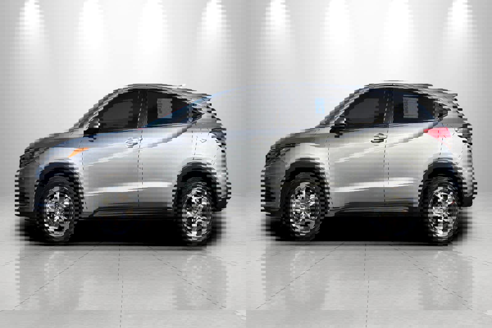 Certified 2021 Honda HR-V LX image 5