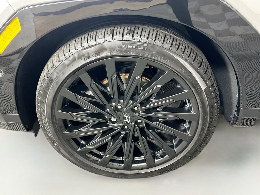 Certified 2025 Hyundai Santa Fe Calligraphy image 33