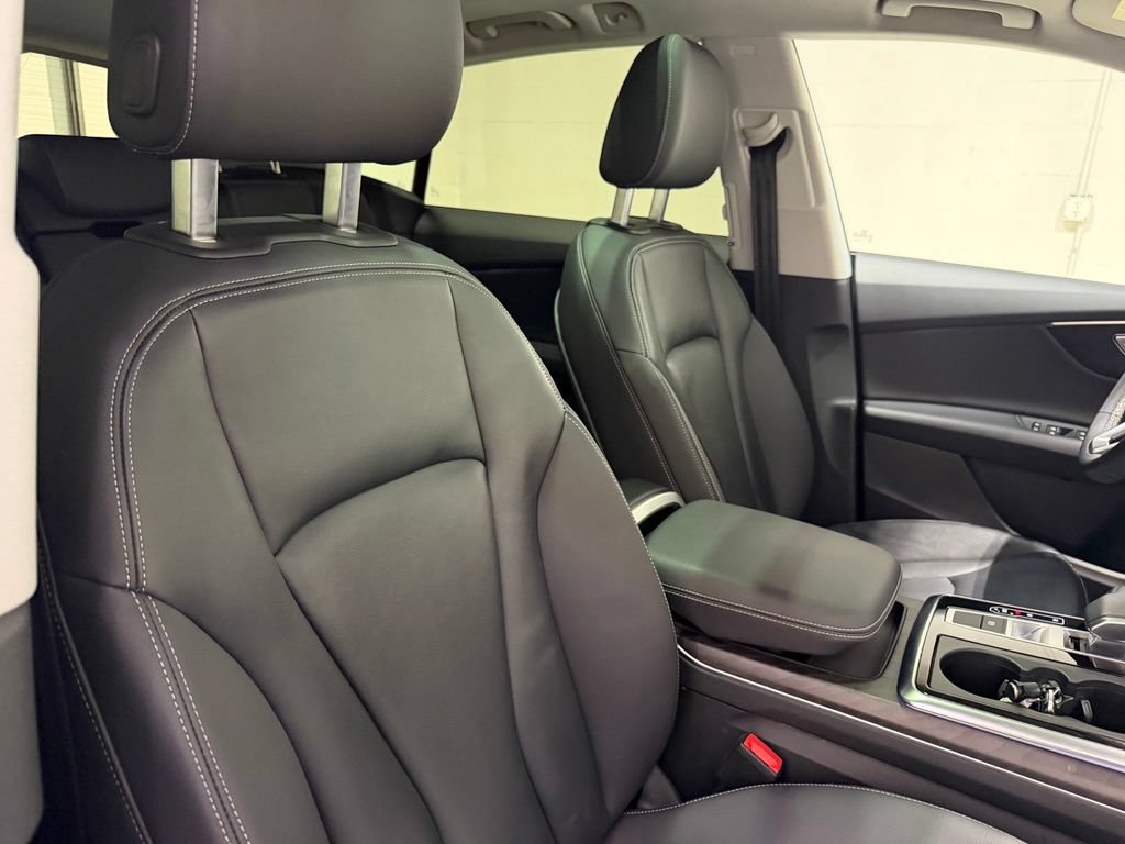 Used 2023 Audi Q8 Premium AWD/4WD image 42