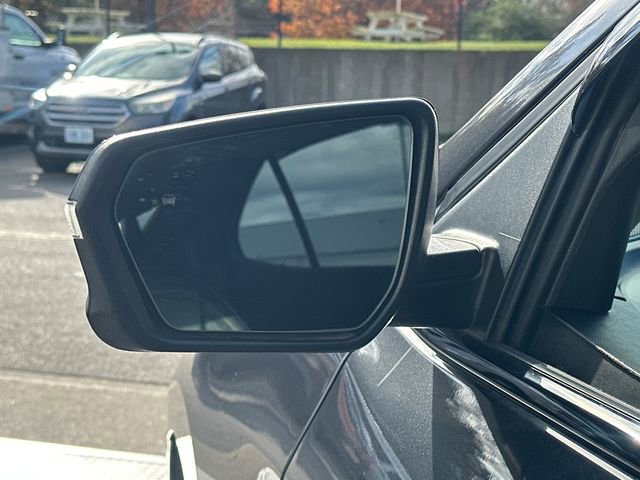 Used 2022 Chevrolet Equinox Premier w/ Redline Edition image 41