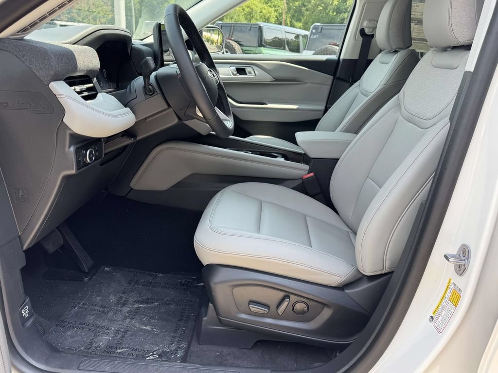 New 2026 Ford Explorer Active w/ Active Comfort Package AWD/4WD image 20