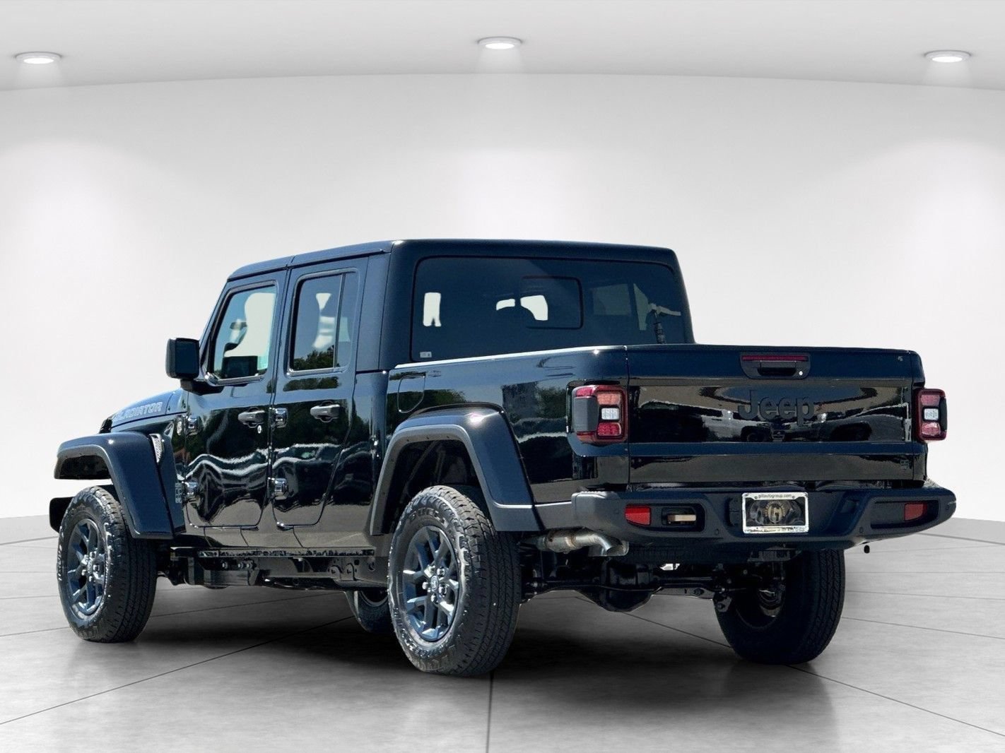 New 2026 Jeep Gladiator Sport AWD/4WD image 5
