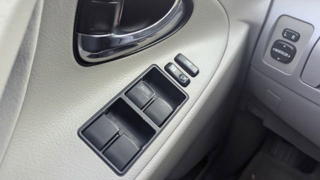 Used 2009 Toyota Camry LE image 31