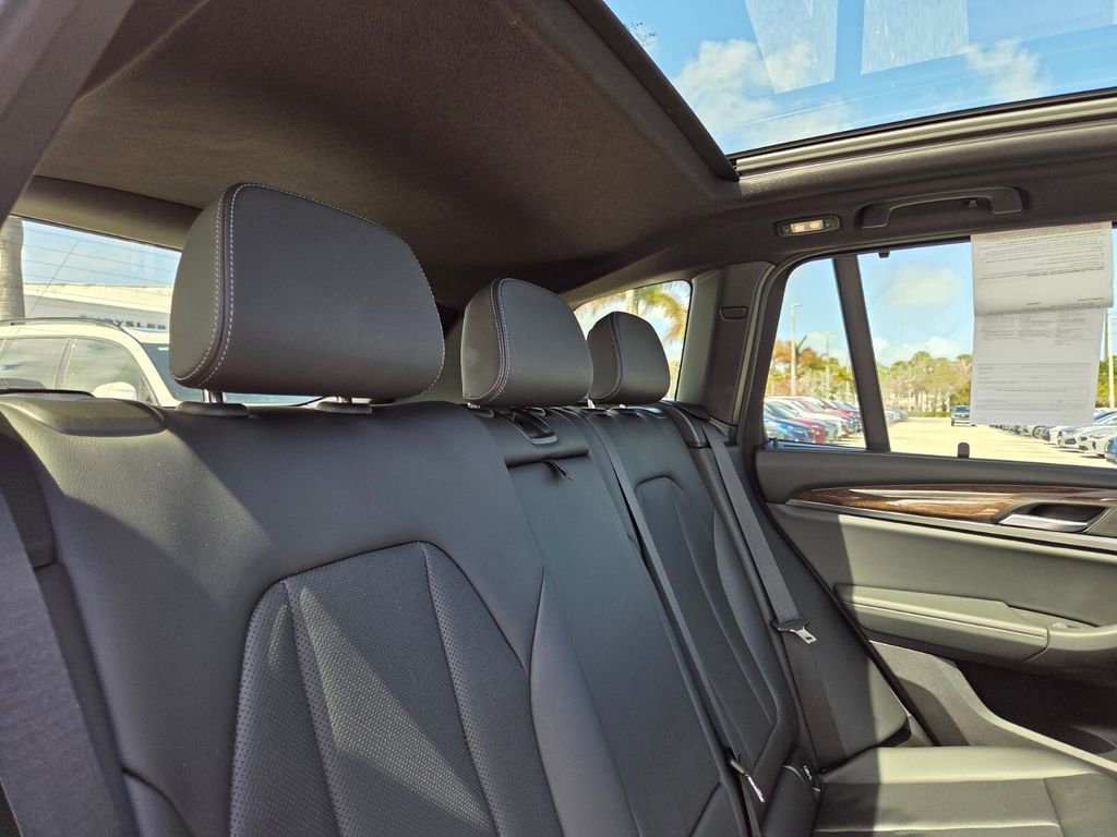 Used 2022 BMW X3 xDrive30i w/ Convenience Package AWD/4WD image 14