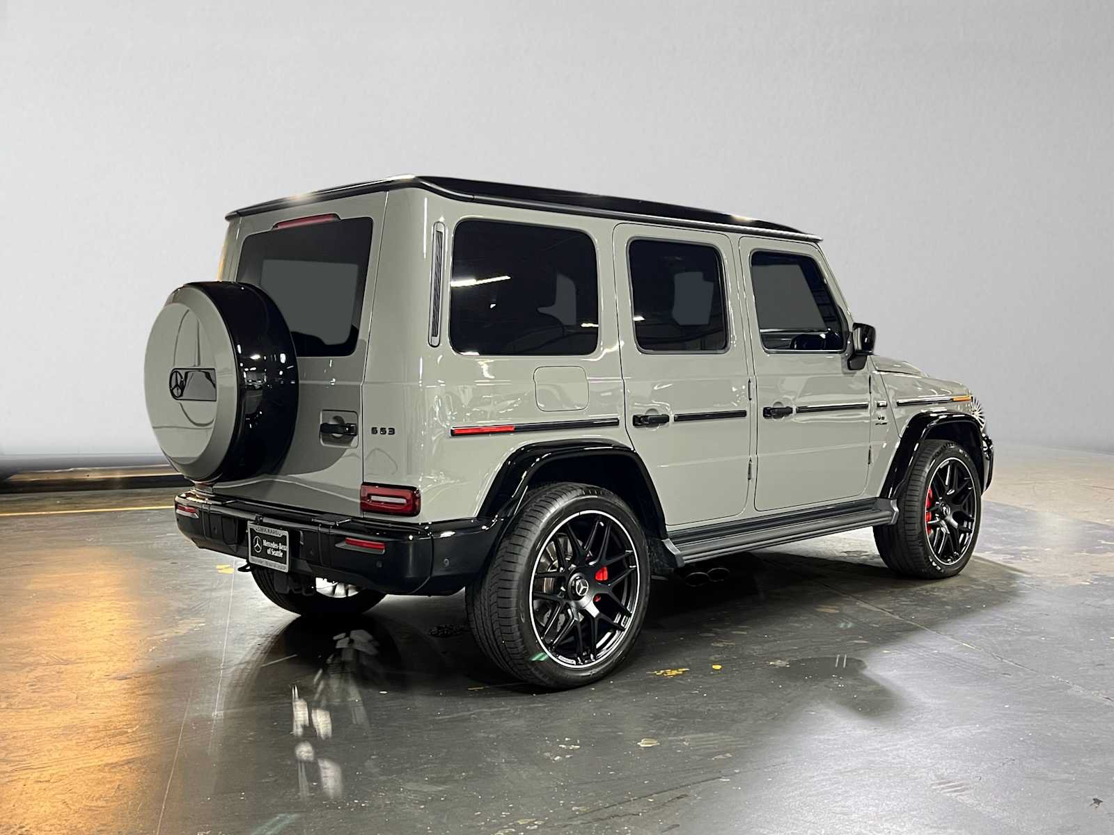 Used 2025 Mercedes-Benz G 63 AMG 4MATIC image 3