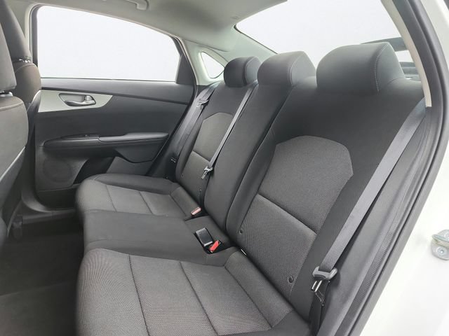 Certified 2023 Kia Forte LXS w/ LXS Technology Package FWD image 19