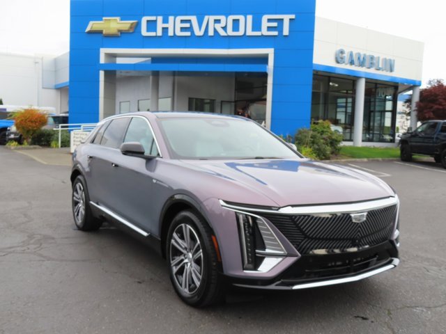 Used 2024 Cadillac Lyriq Luxury w/ LPO, Floor Liner Package