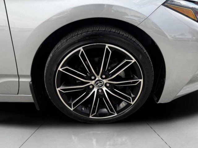 Used 2019 Toyota Avalon XSE image 54