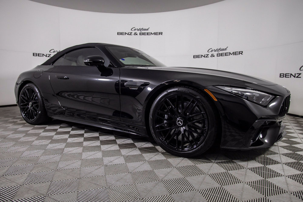 Used 2025 Mercedes-Benz SL 63 AMG S e Performance 4MATIC image 2