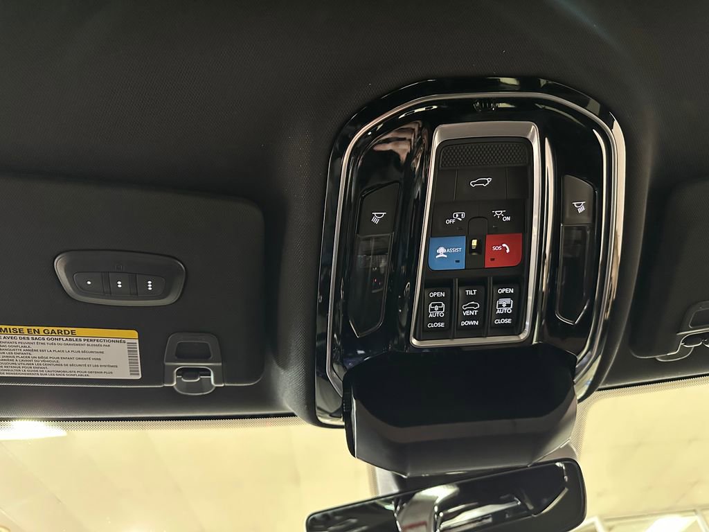 Certified 2022 Jeep Grand Cherokee L Summit w/ Luxury Tech Group V AWD/4WD image 36