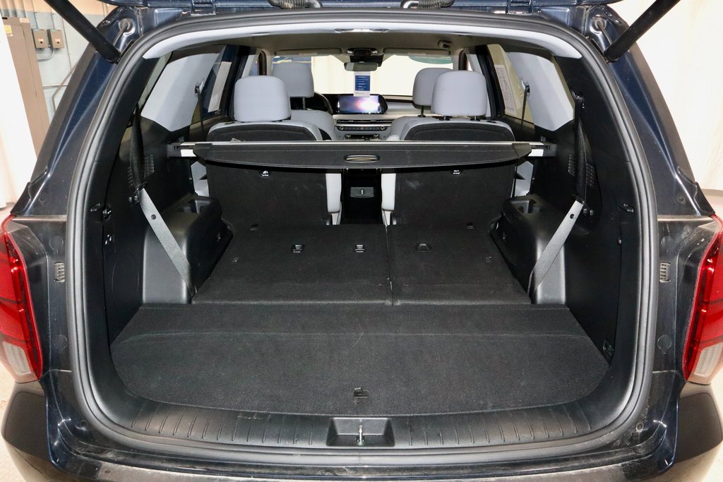 Used 2023 Hyundai Palisade SEL image 15