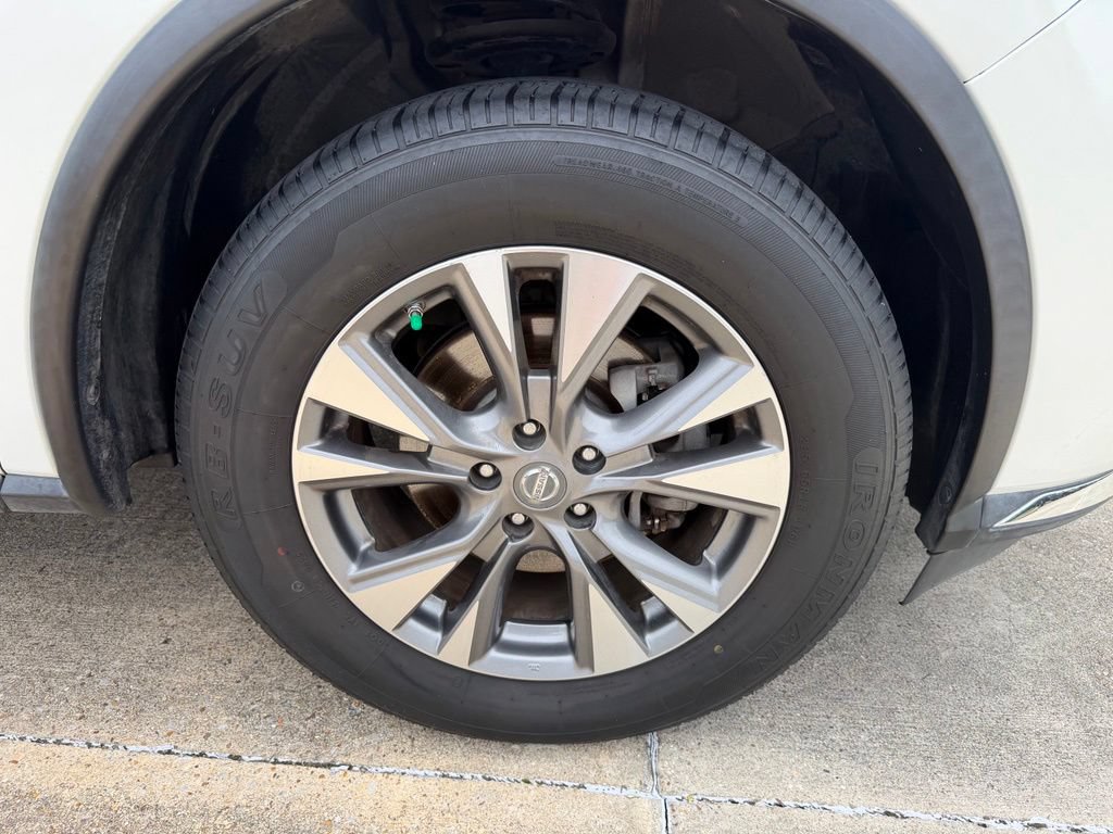 Used 2017 Nissan Murano SV FWD image 10