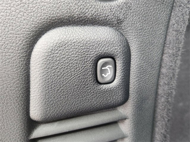 Used 2025 Dodge Durango R/T w/ Trailer Tow Group IV image 17